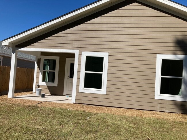 Photo - 5270 Montejo Dr