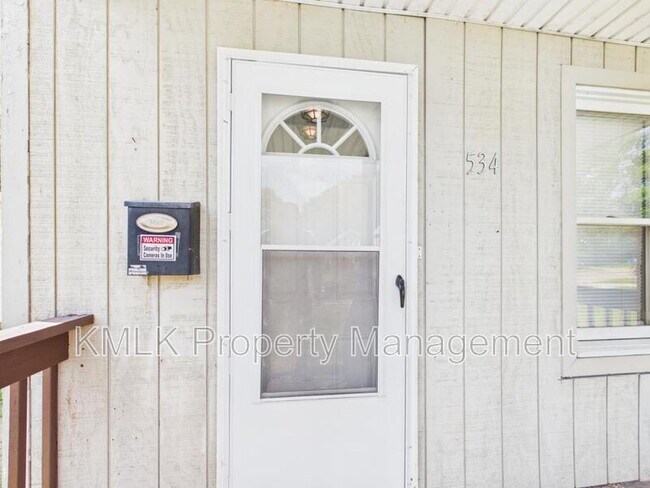 Photo - 534 Gage St