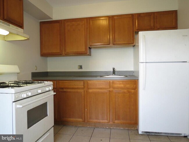 Photo - 357 N Broad St Unit 3A