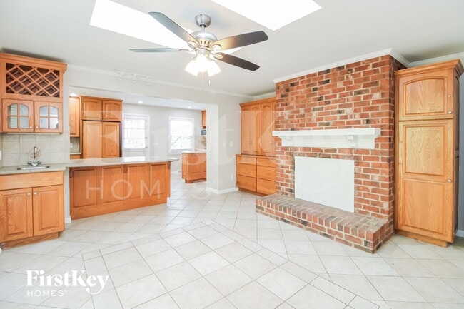 Photo - 2006 Red Forest Rd