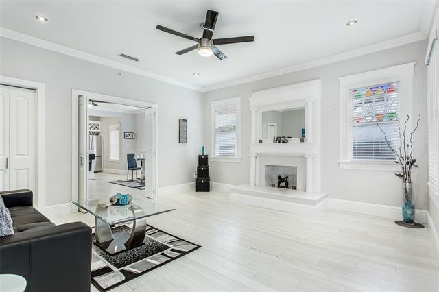 Photo - 4719 Junius St