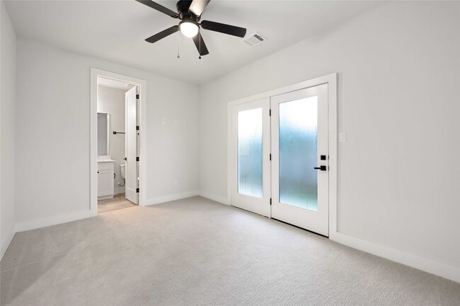 Photo - 8020 Westglen Dr