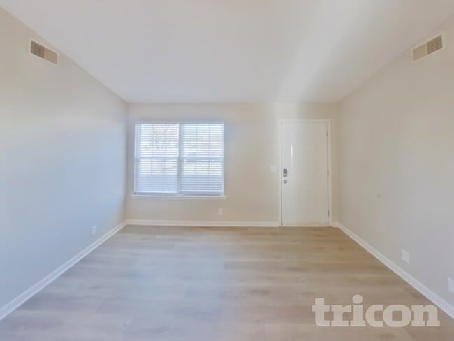 Photo - 1110 Nahanee Ct