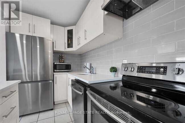 Photo - 15 Albright Rd Unit 811