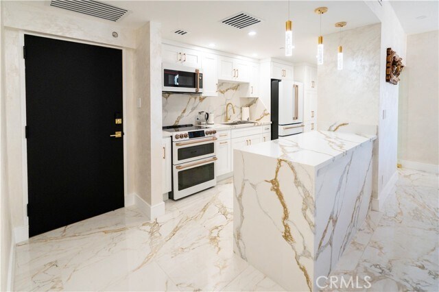 1155 N Brand Blvd Unit 706