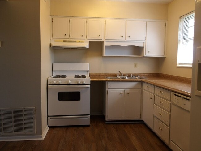 Photo - 3BR/1BA House off of Dixie Hwy