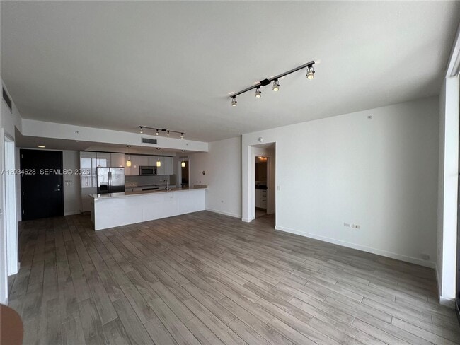 Photo - 999 SW 1st Ave Unidad 2405