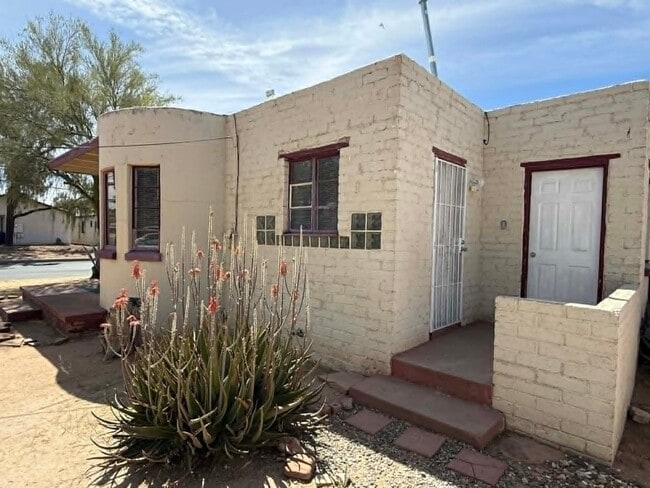 Photo - 3574 E Bellevue St