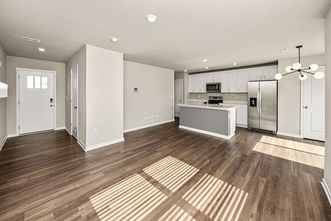 Photo - SPACIOUS TOWNHOME!! 3 Bedroom, 2.5 Bathroom Townhome in West Des Moines!