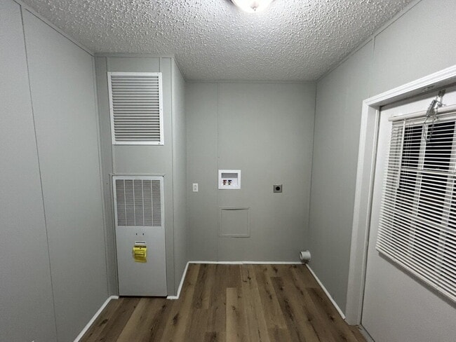 Photo - "Spacious 3-Bed, 2-Bath Home on Whiteaker Springs Rd, Cookeville!"