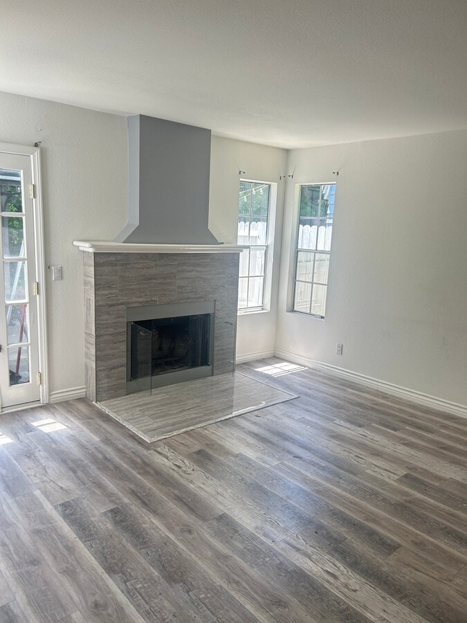 Photo - 686 Pacific Cove Dr