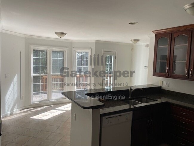 Photo - 145 Princeton Trce