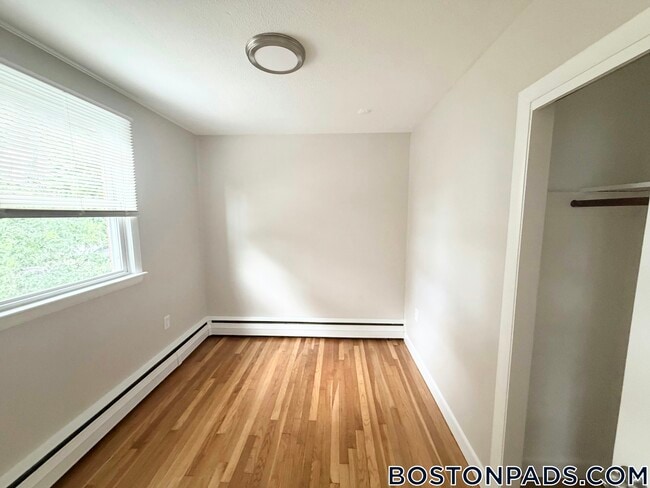 Photo - 24 Waugh St Unit 5