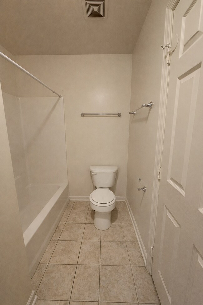 Photo - 1303 Lawrence St Unit A