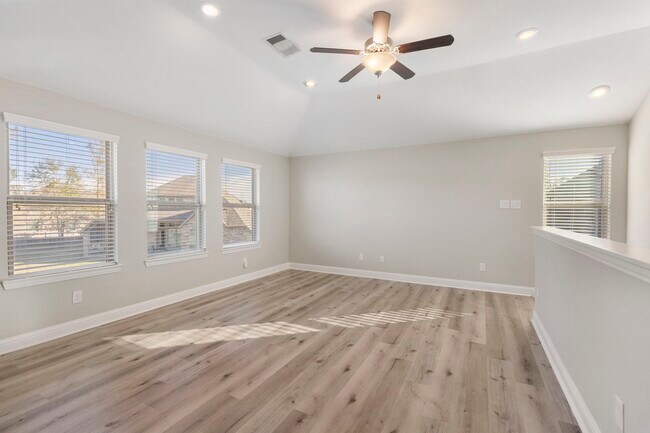 Photo - 18855 Collins View Dr