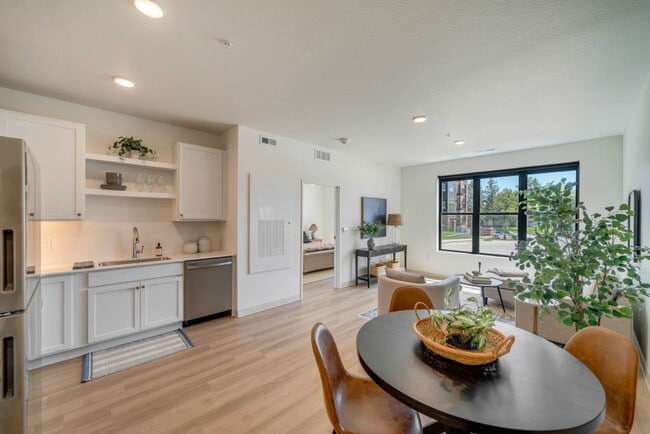 Photo - The Windsor - Windsor Heights