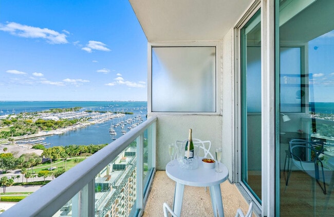 Photo - 2889 McFarlane Rd Unidad ID1240548P