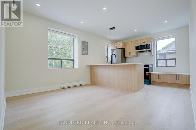Photo - 240 Durie St Unit 201