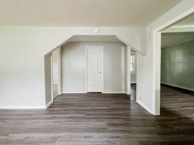 Photo - Washer/Dryer Hook Ups