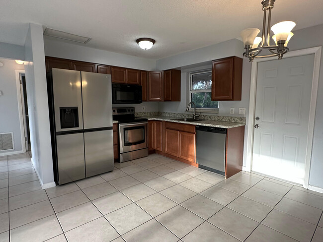 Photo - 8500 Sunset Dr