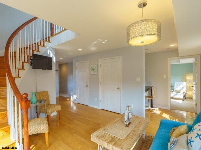 Photo - 3806 Bayshore Ave