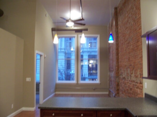 Photo - 120 N 3rd St