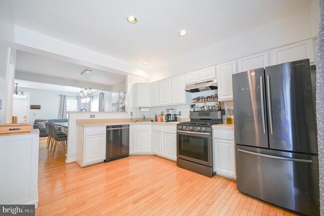 Photo - 15544 Three Otters Pl