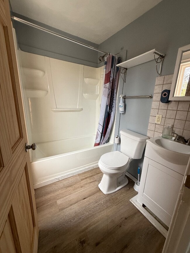 Photo - 912 Saratoga St