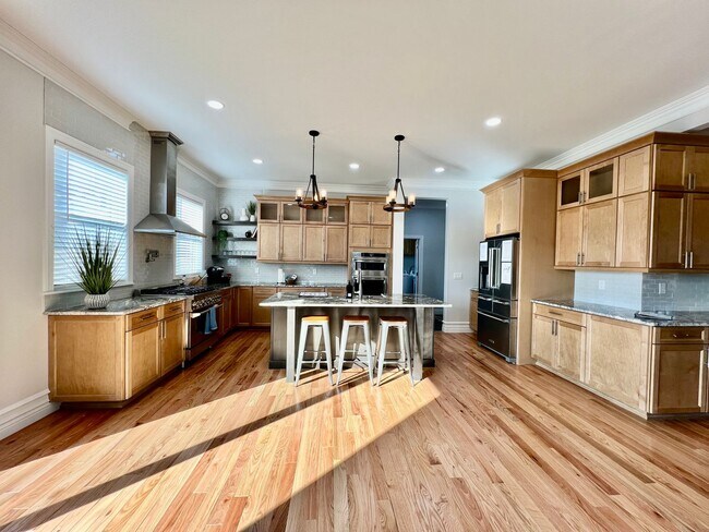 4827 Granada Ct