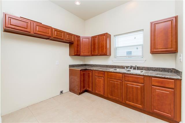 Photo - 1006 S Pine St