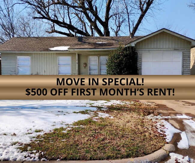 Building Photo - Cozy home with large backyard!