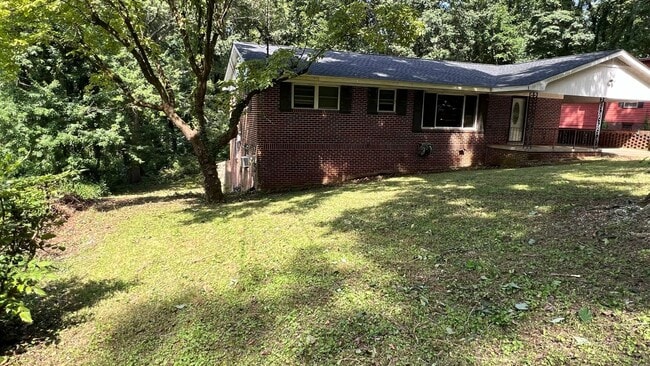 Building Photo - 3 Bedroom, 2 Bathroom- House in Lindale!