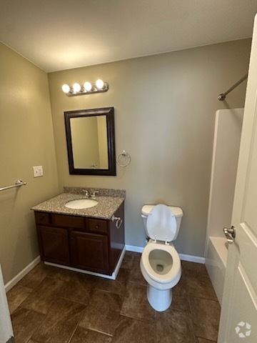 Building Photo - 140 Cortland Dr Rental