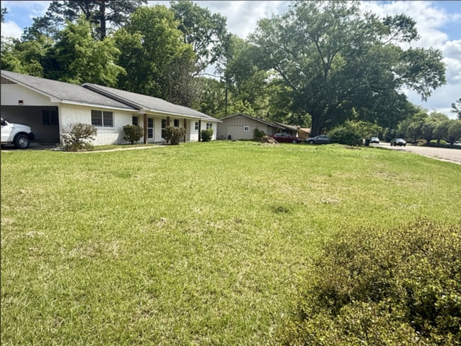 Photo - 3 bed 2 bath home recently renovated