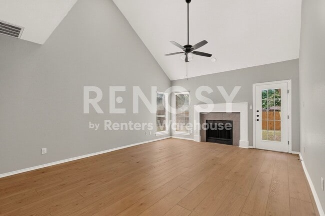 Photo - 619 Ridgemont Dr