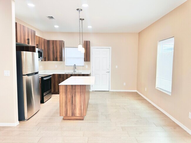 Photo - 3105 W Driftwood St Apartment