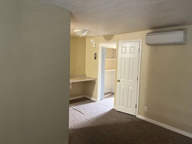 Photo - 443 S State St Unit 312