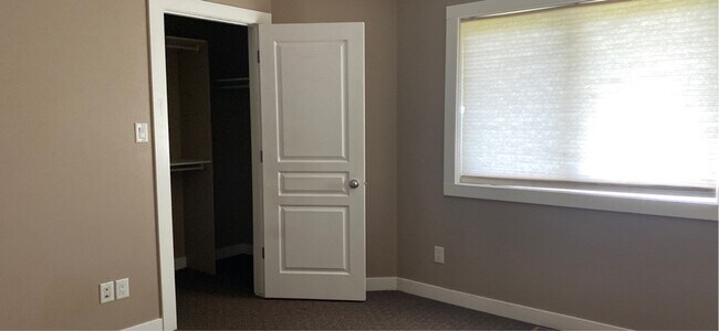 Photo - 434 Ottawa St