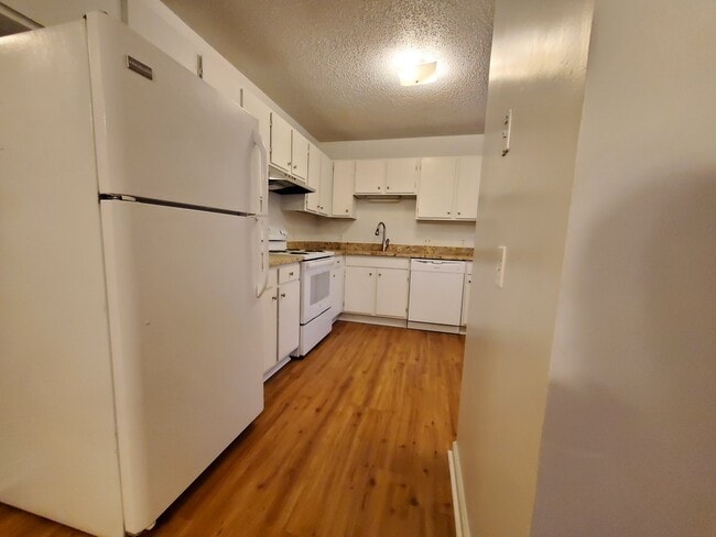 Photo - 67 Harry Ave