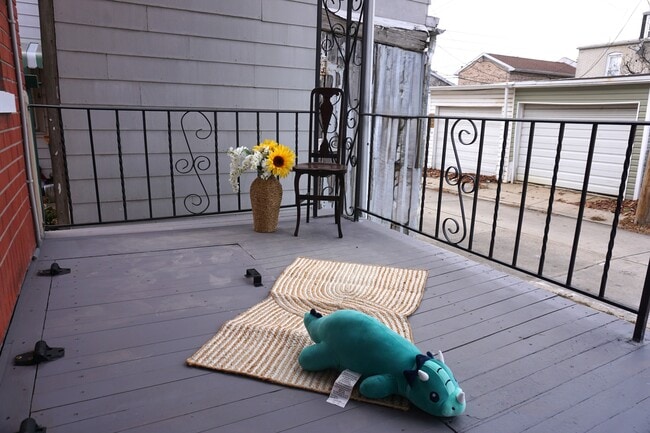 Photo - 1550 Warren St Unit 1