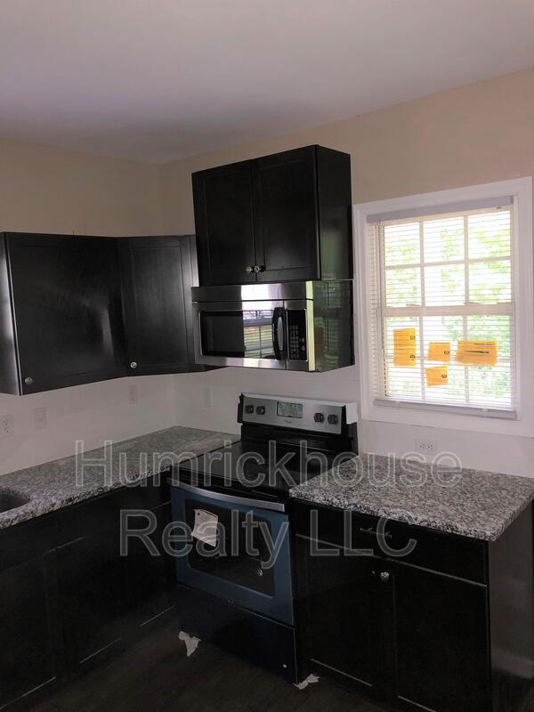 Photo - 182 Fern Ave SW