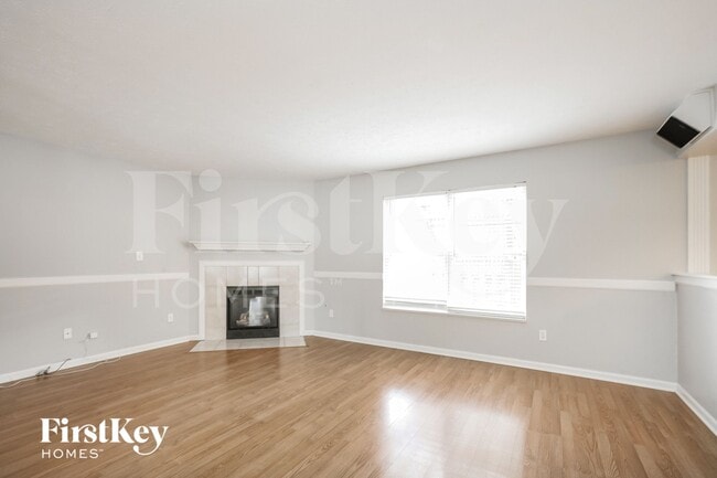 Photo - 10755 Trailwood Dr