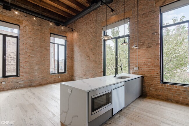 Photo - 729 N Sangamon St Unit 401