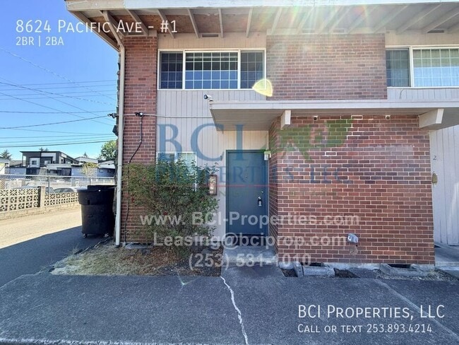 Building Photo - 8624 Pacific Ave S Unit #1