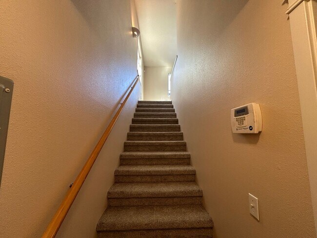 Photo - Brand New 2 Bd 1 Ba, 2 Gar Garage in the h...