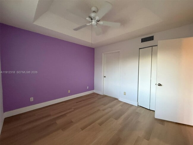 Photo - 9907 Westwood Dr Unidad 21-2