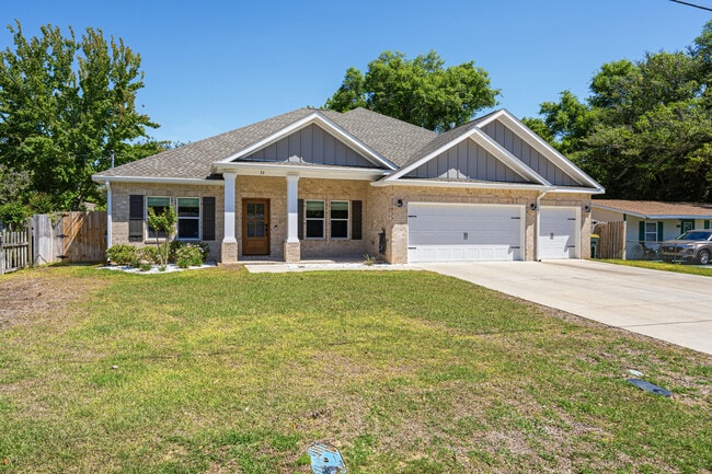 Building Photo - 35 Highland Dr NW