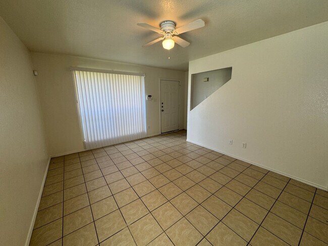 Photo - 4200 July Dr Unidad # D