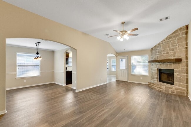 Photo - 5540 S Buffalo Cir