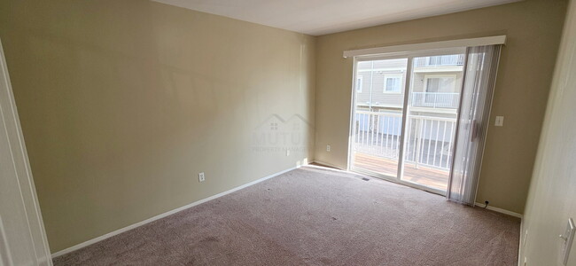 Photo - 156 Saber Way